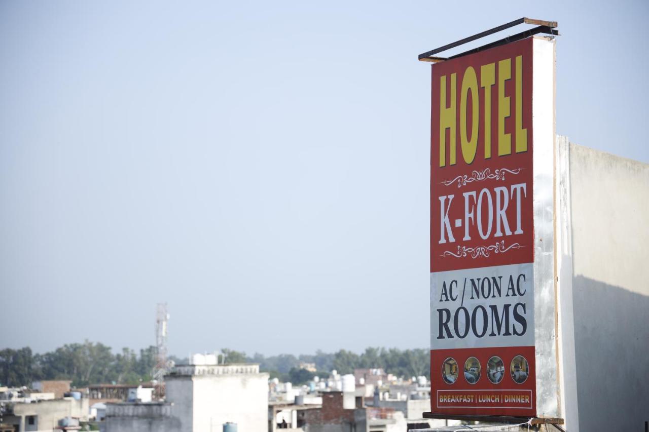 Hotel K Fort Dzsálandhár Kültér fotó